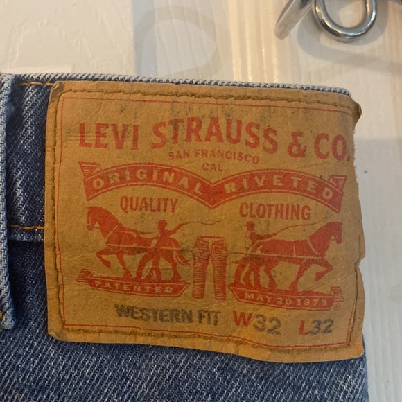 Levi's Men's Western Regular Fit Cowboy Jeans - Picture 3 of 3